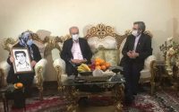 دیدار دبیر ستاد حقوق بشر جمهوری اسلامی به همراه نماینده کلیمیان ایران در مجلس با خانواده شهید موریم