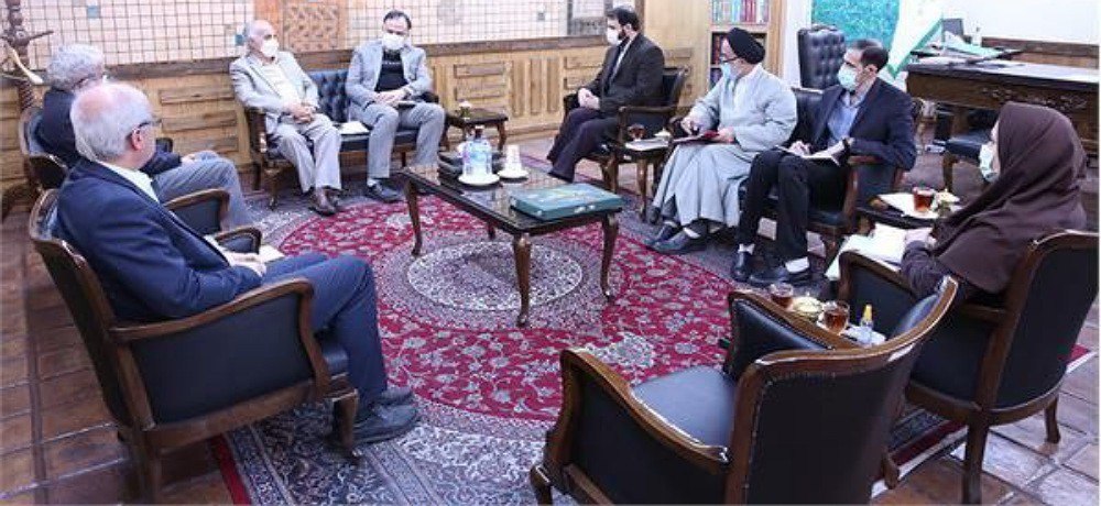 نشست مدیرکل فرهنگ و ارشاد اسلامی استان تهران با رؤسای انجمن­ های اقلیت­ های دینی