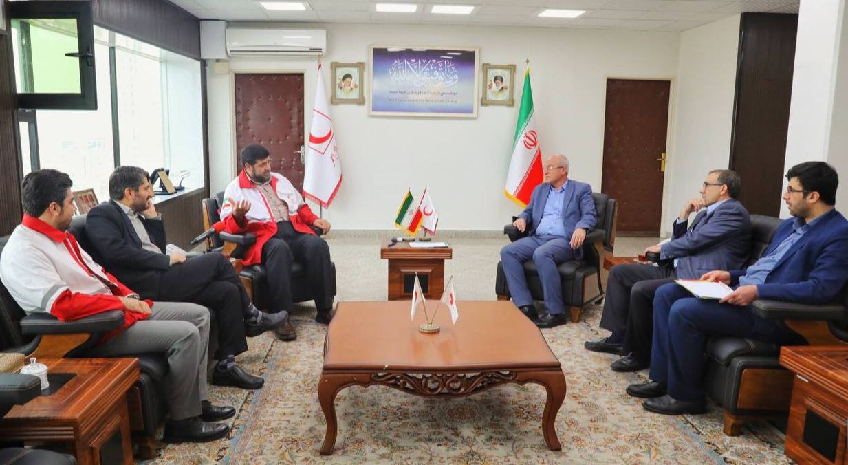 دیدار دکتر همایون سامه یح با دکتر کولیوند(مدیر مرکز هلال احمر ایران)